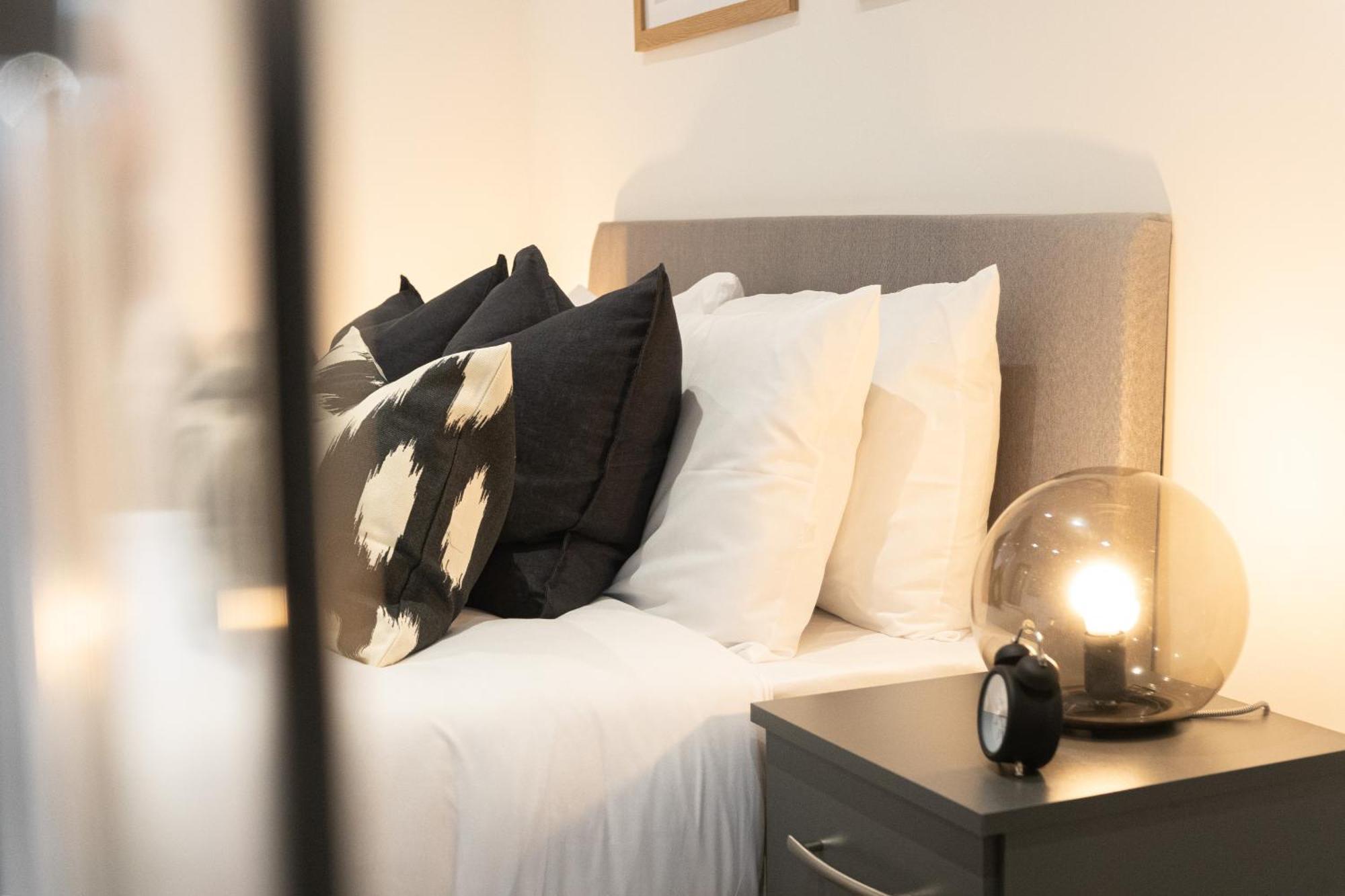 One And Two Bedroom Apartments Near Holloway Train Station By Belvilla London Kültér fotó